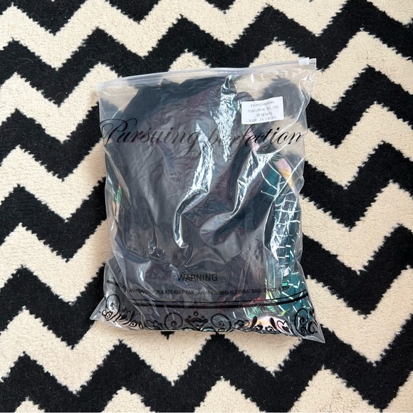 Green Leaf Maxi Dress - Picture 5 of 7